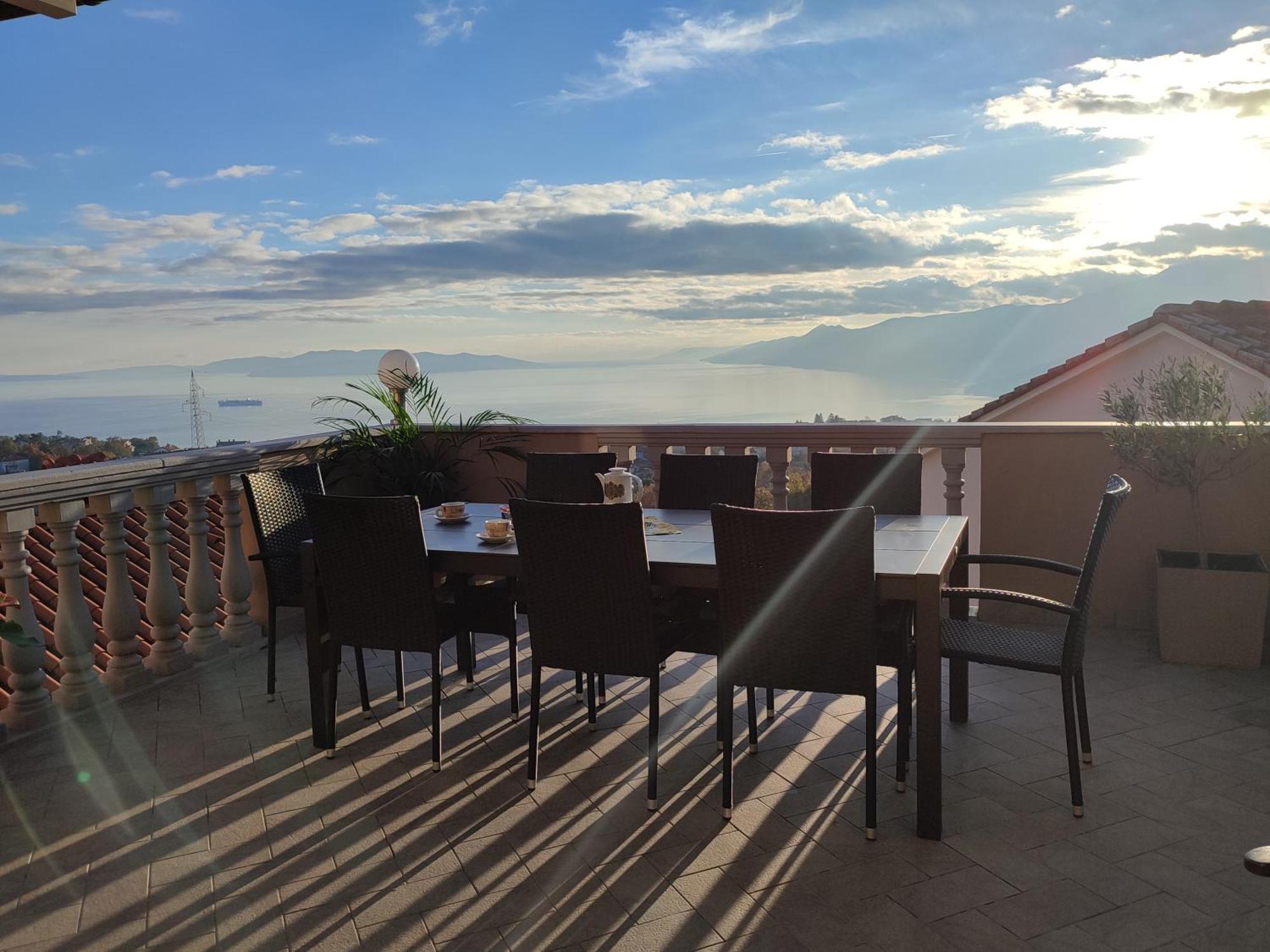 Apartments Villa Kastav In Old Town Center With Sea View And Parking Exterior foto