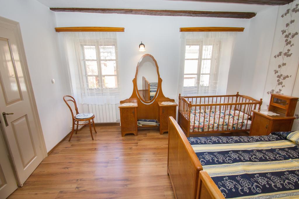 Apartments Villa Kastav In Old Town Center With Sea View And Parking Exterior foto