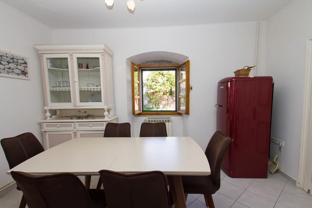 Apartments Villa Kastav In Old Town Center With Sea View And Parking Exterior foto