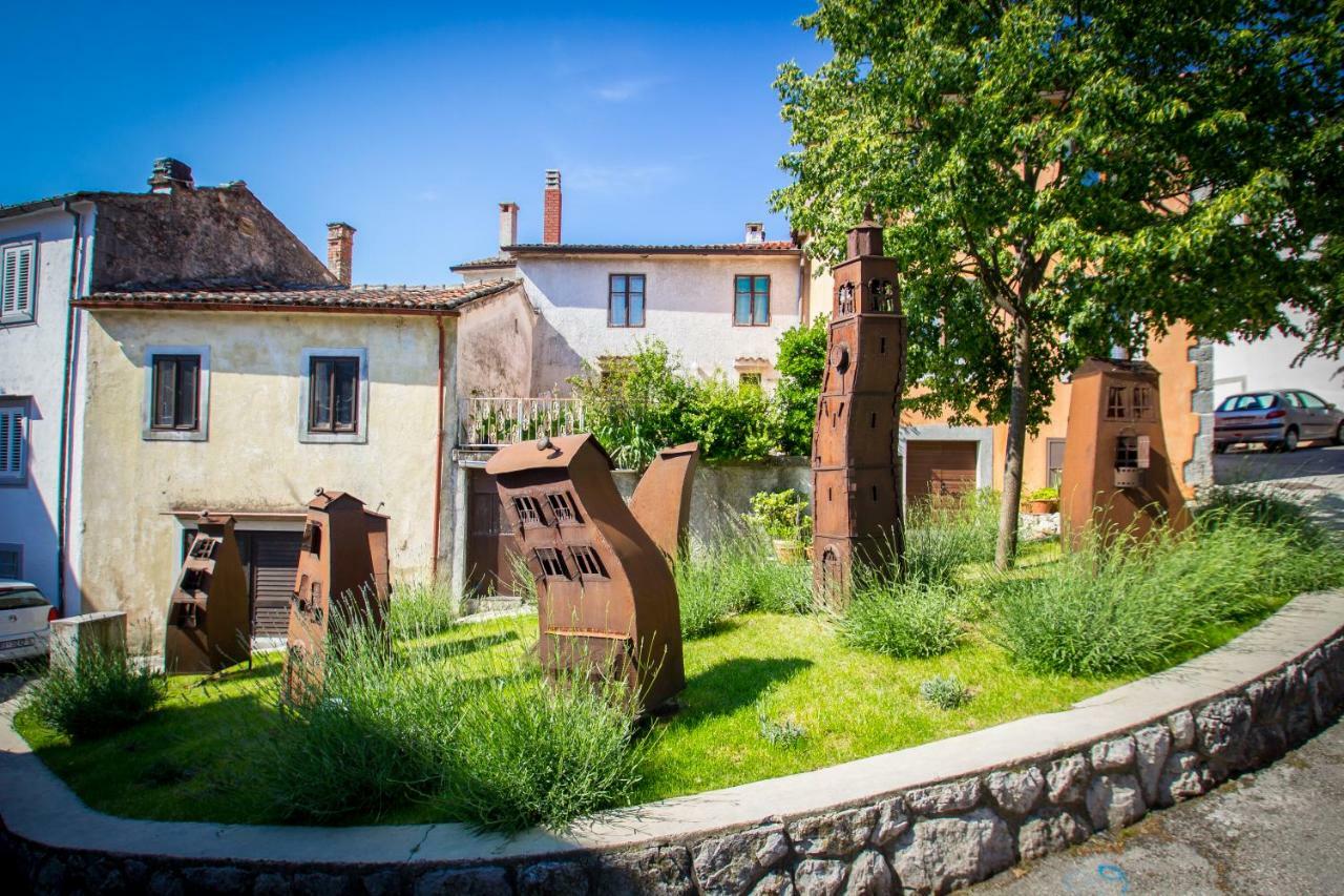Apartments Villa Kastav In Old Town Center With Sea View And Parking Exterior foto